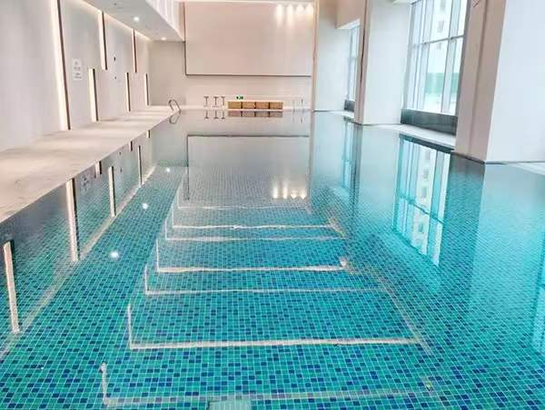 建造地下室游泳池對周邊環(huán)境有哪些影響？
